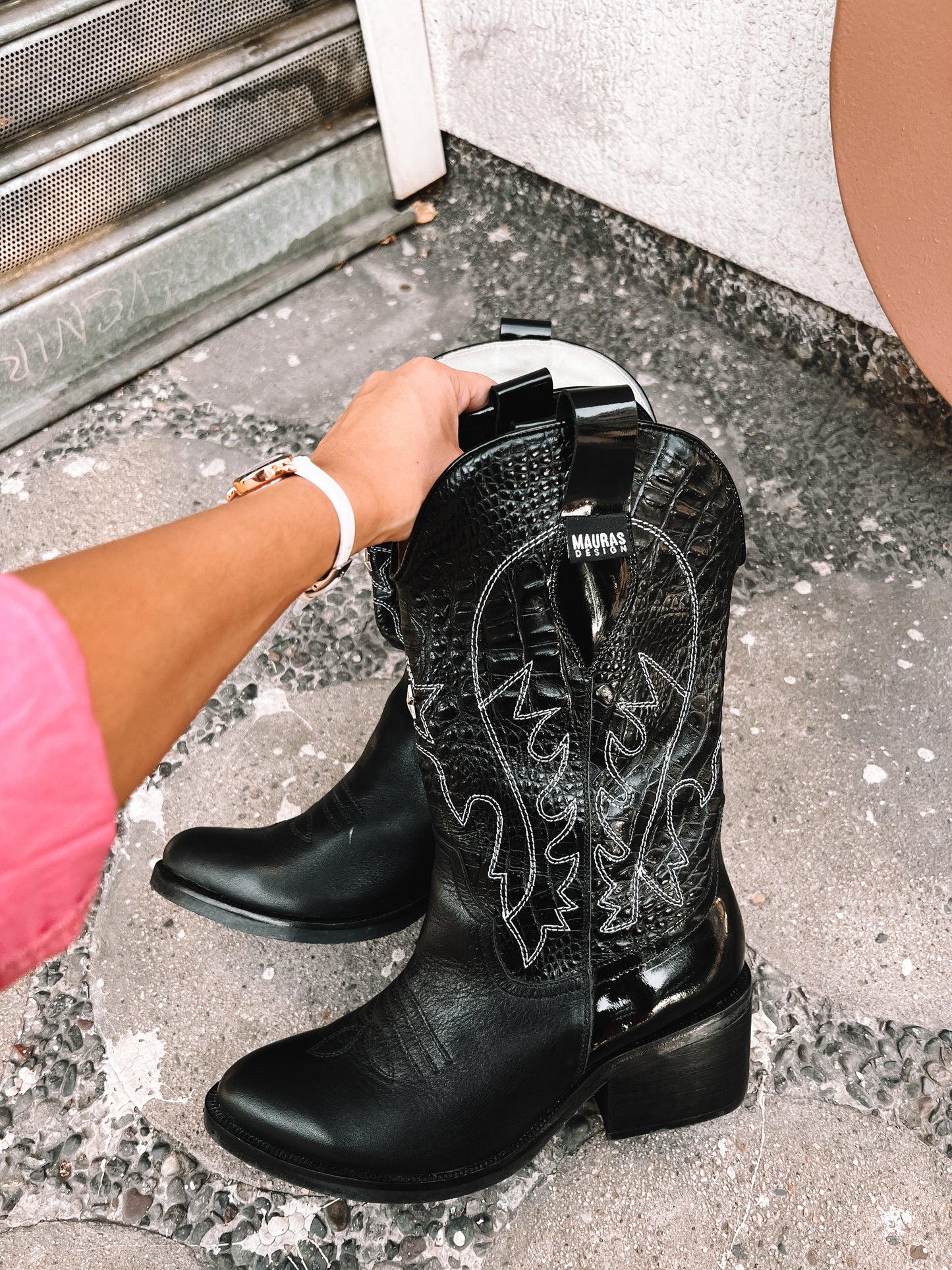 TEXANA MADDY BLACK