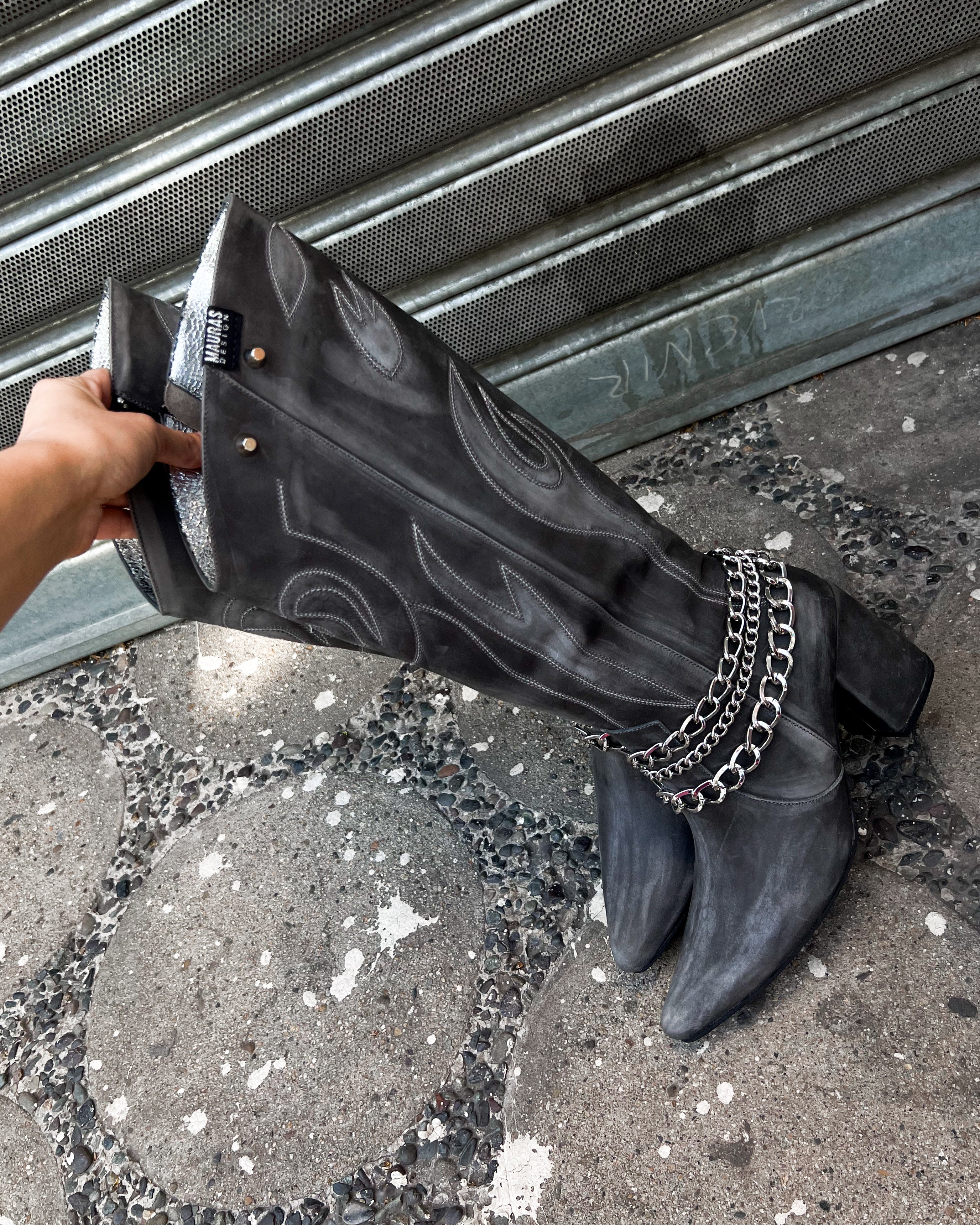 TEXANAS BURNING WEST