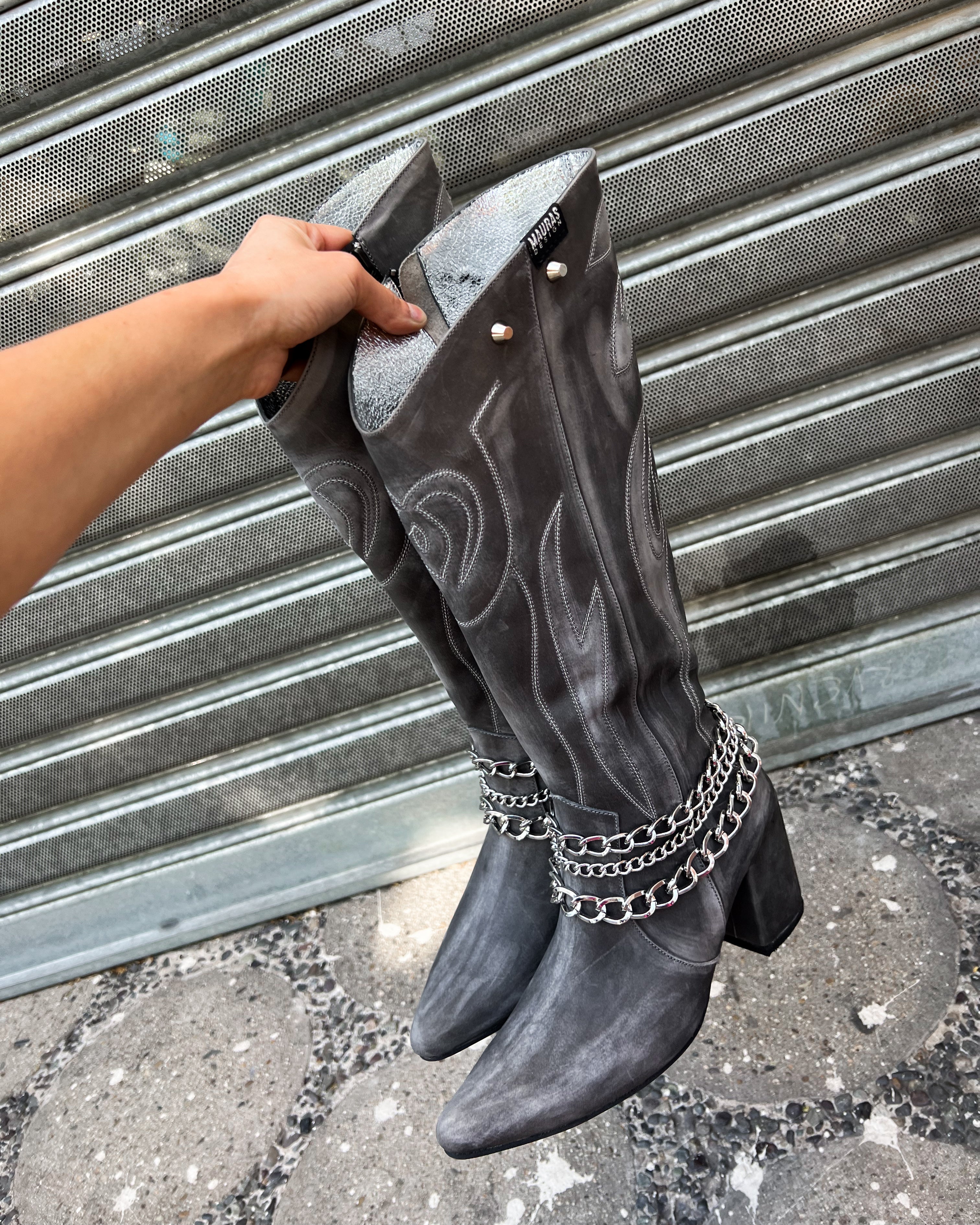 TEXANAS BURNING WEST