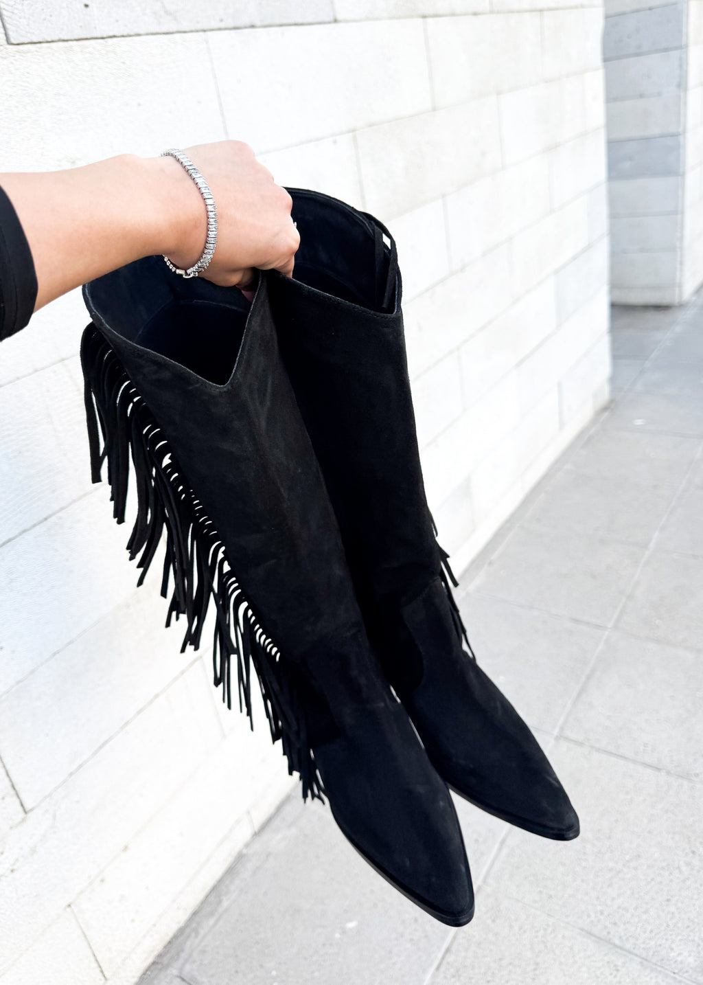 COUNTRY BOOTS (BLACK)