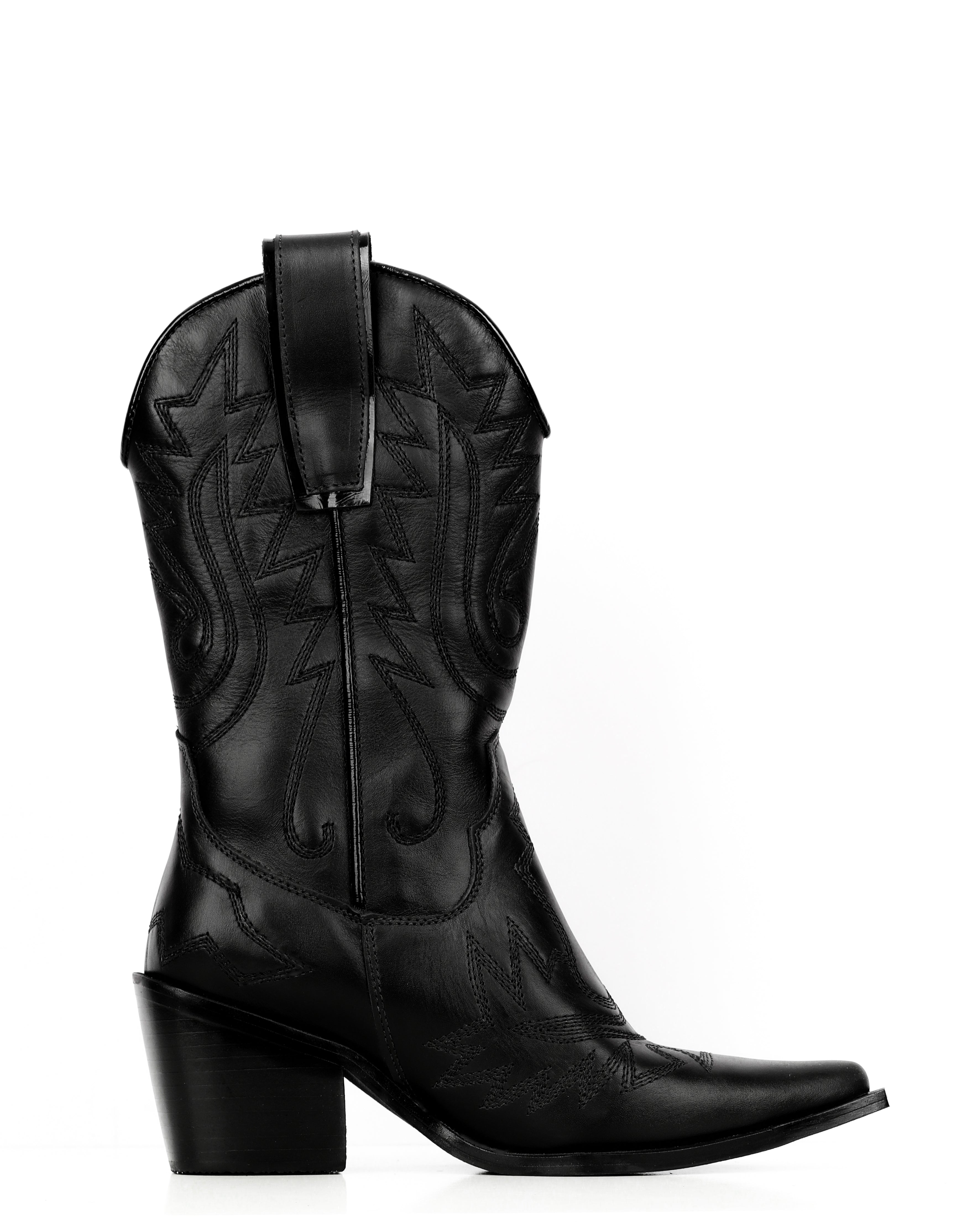 TEXANAS DAKOTA/ BLACK