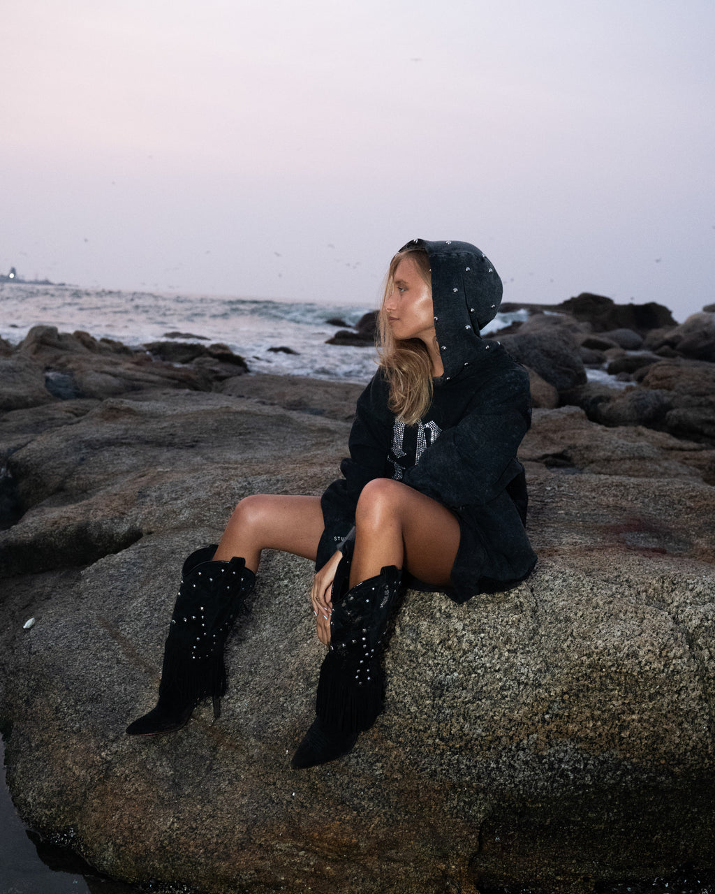 WILD MUSE BOOTS( BLACK)